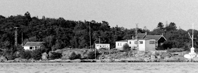 Närspaningsradar (nsrr) på Inre Ortholmen i Karlshamns hamninlopp (aug 1975).